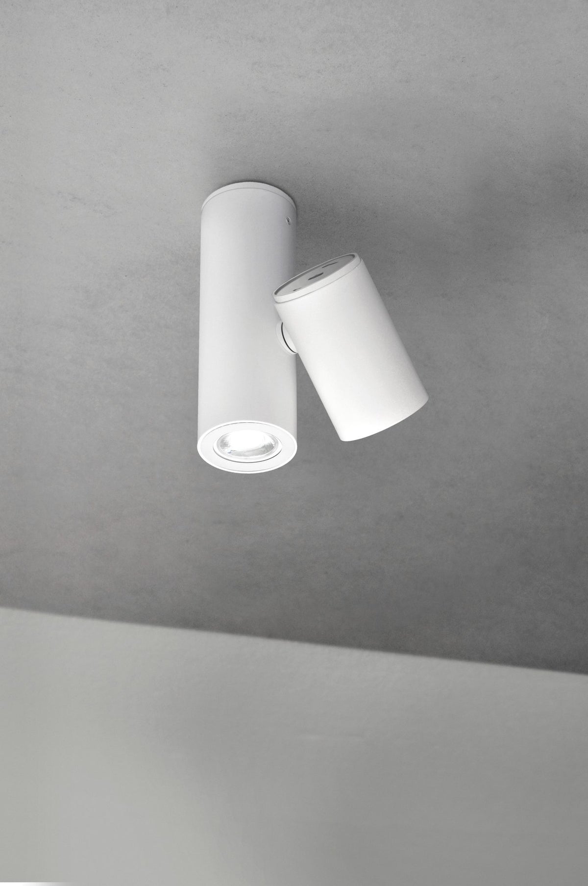 Plafón de techo de 2 luces – Milan Kronn – cuerpo de zamak inyectado, 3 acabados