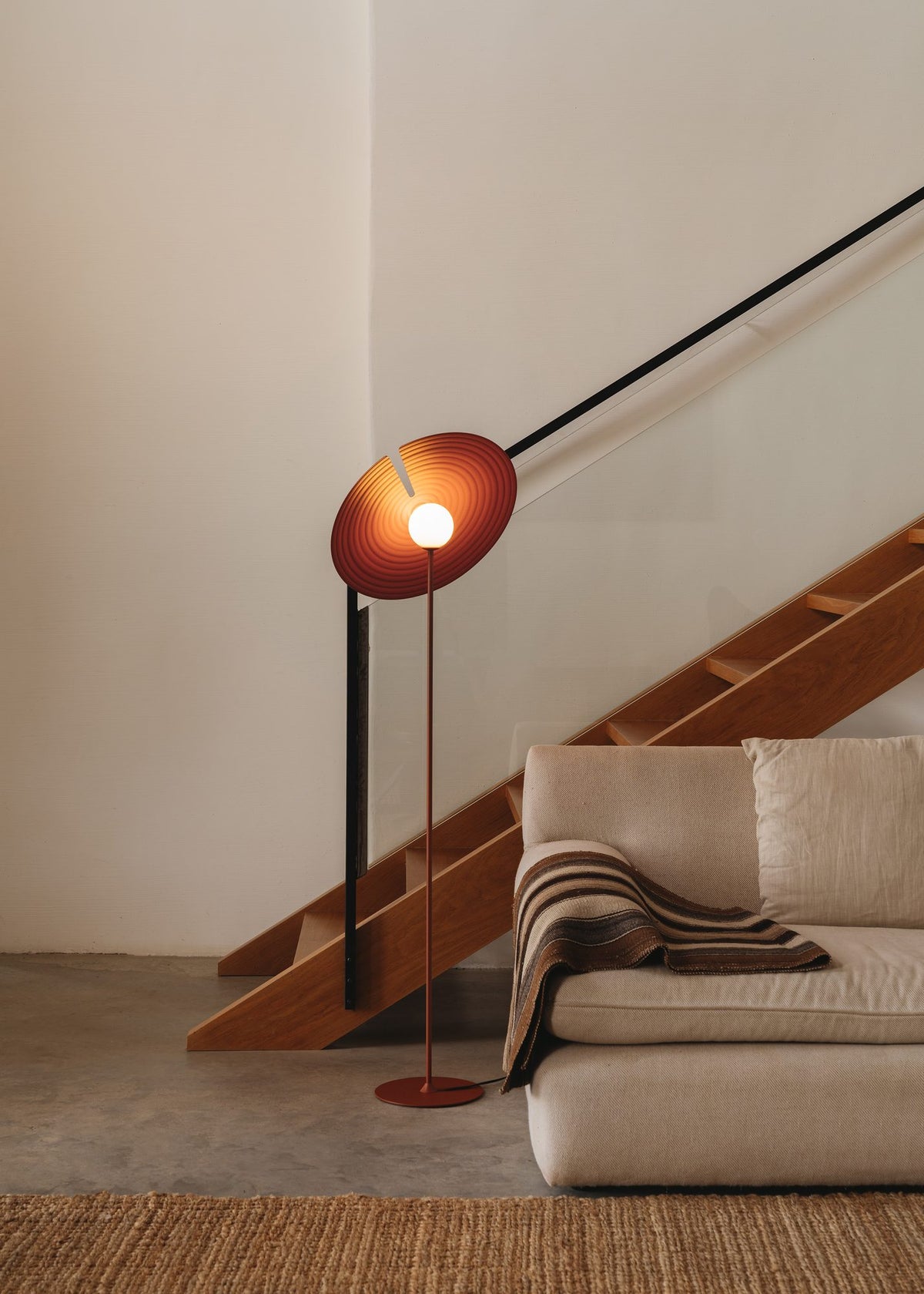 Lámpara de pie 130 cm – Milan Symphony – pantalla de cristal giratoria con cierre magnético, 3 acabados