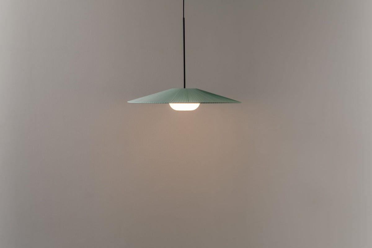 Lámpara colgante sin base – Milan Artic Circle – cuerpo de acero estampado, acabado negro