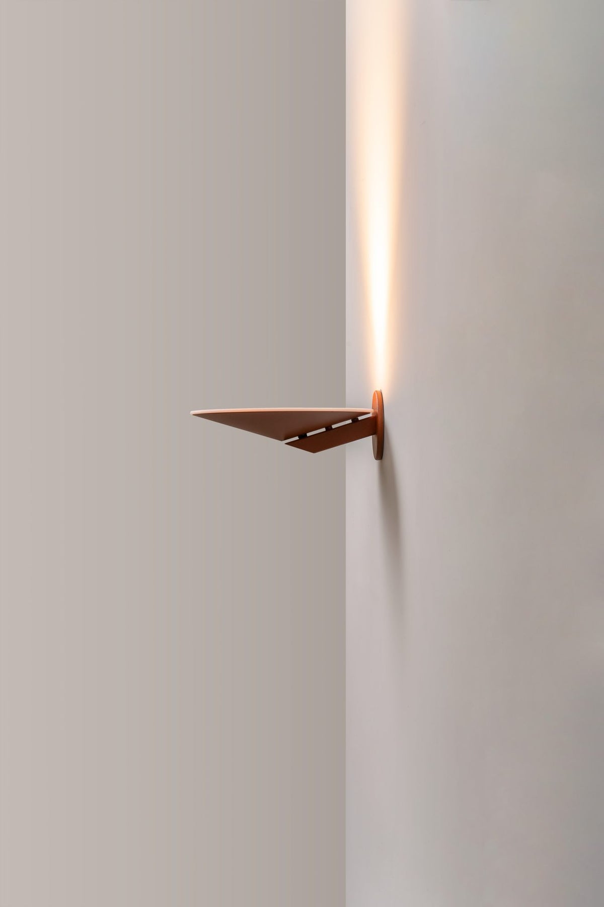 Aplique de pared – Milan Pla – cuerpo de aluminio inyectado, 4 acabados