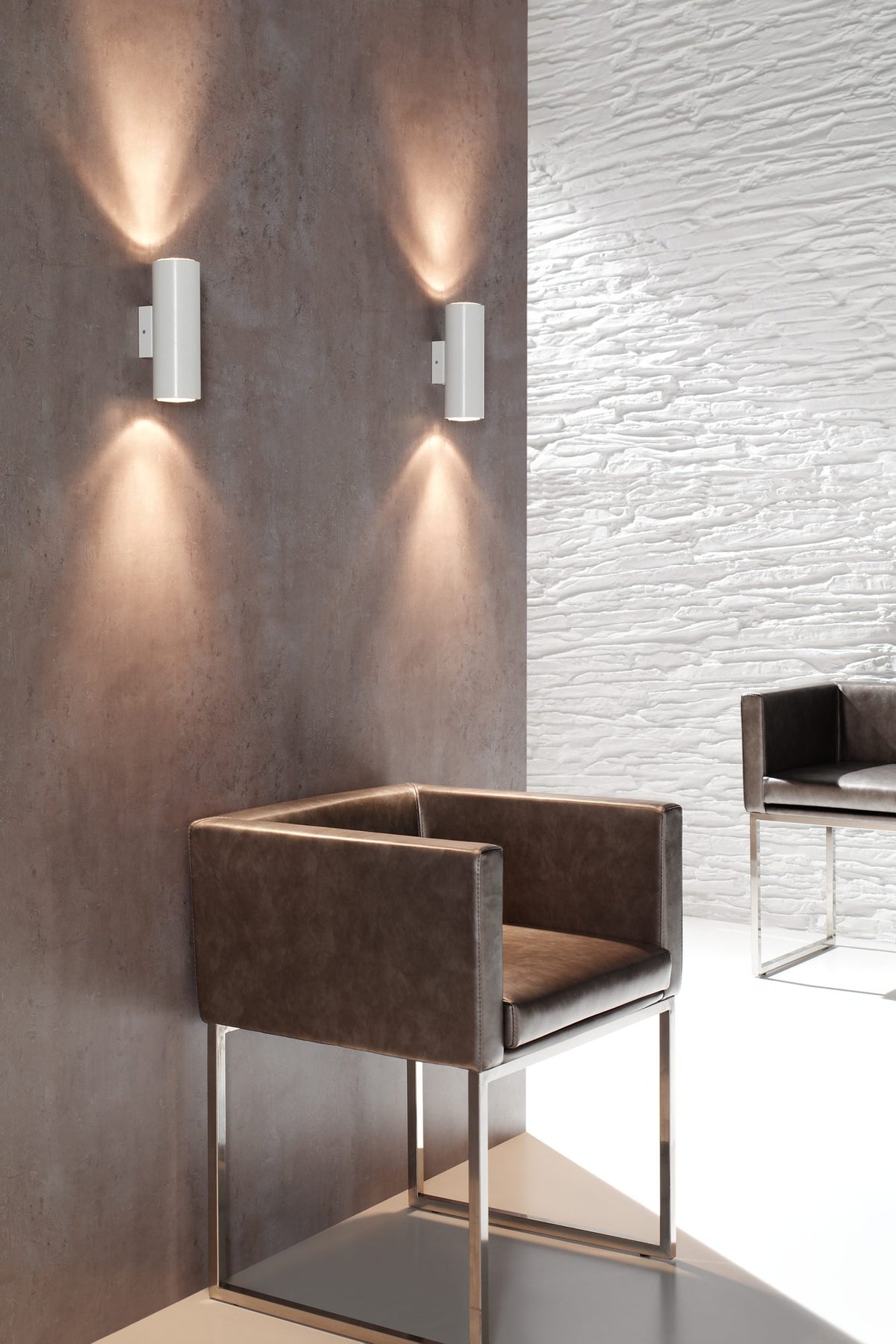Aplique de pared de 2 luces – Milan Kronn – cuerpo de zamak inyectado, 3 acabados
