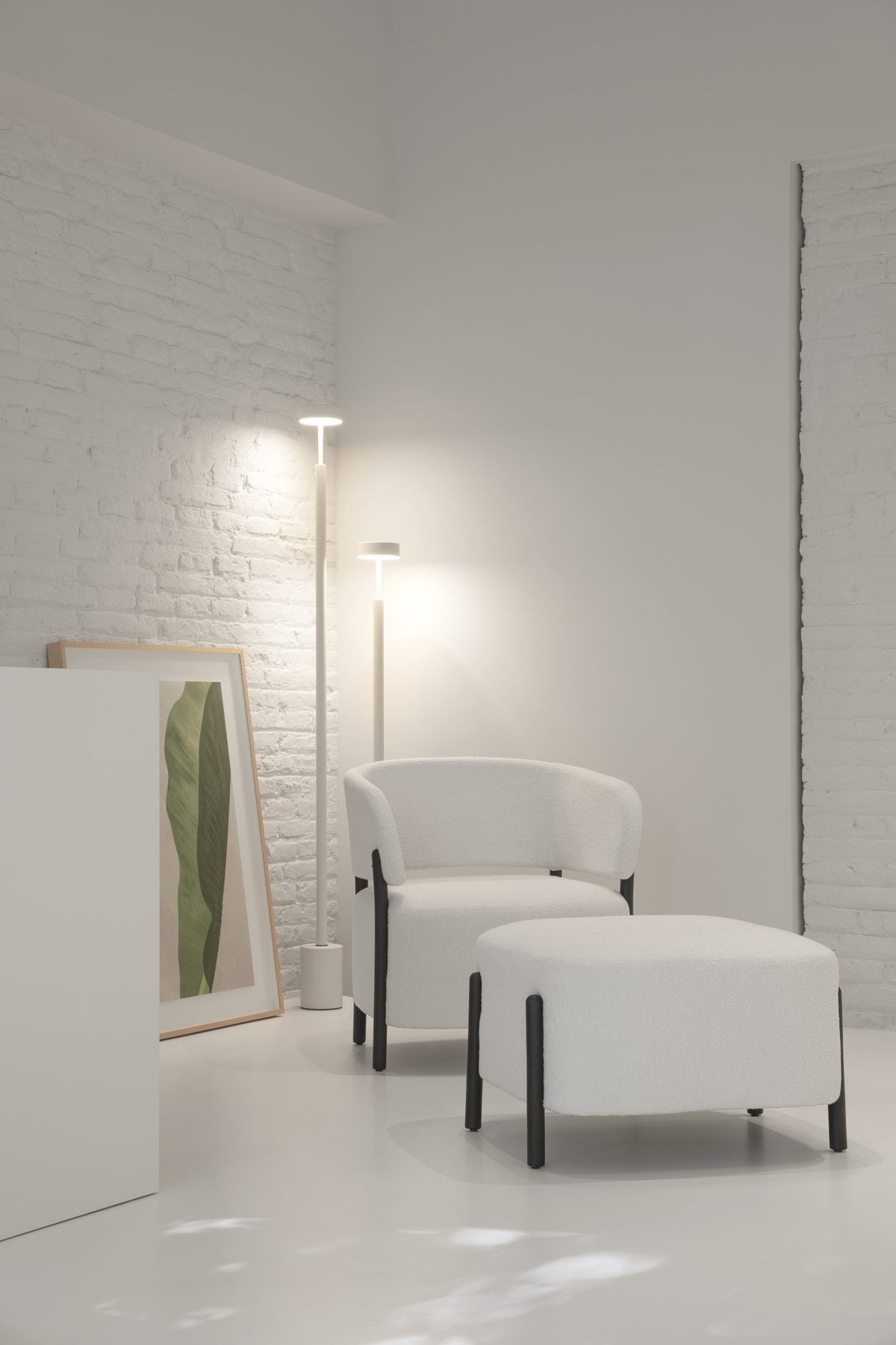 Lámpara de pie de salón 130 cm – Milan Peak – diseño de cilindros superpuestos en metal, 3 acabados