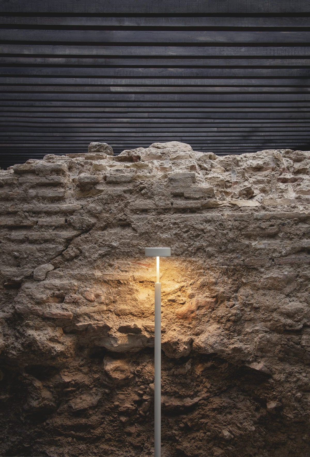 Lámpara de pie de salón 130 cm – Milan Peak – diseño de cilindros superpuestos en metal, 3 acabados