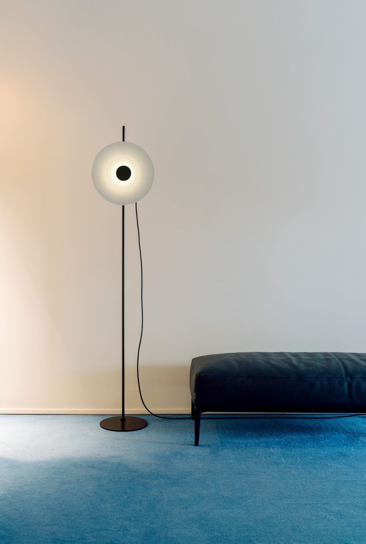 Cabezal orientable para pie de salón – Milan Halos – altura y orientación regulables, acabado negro texturado