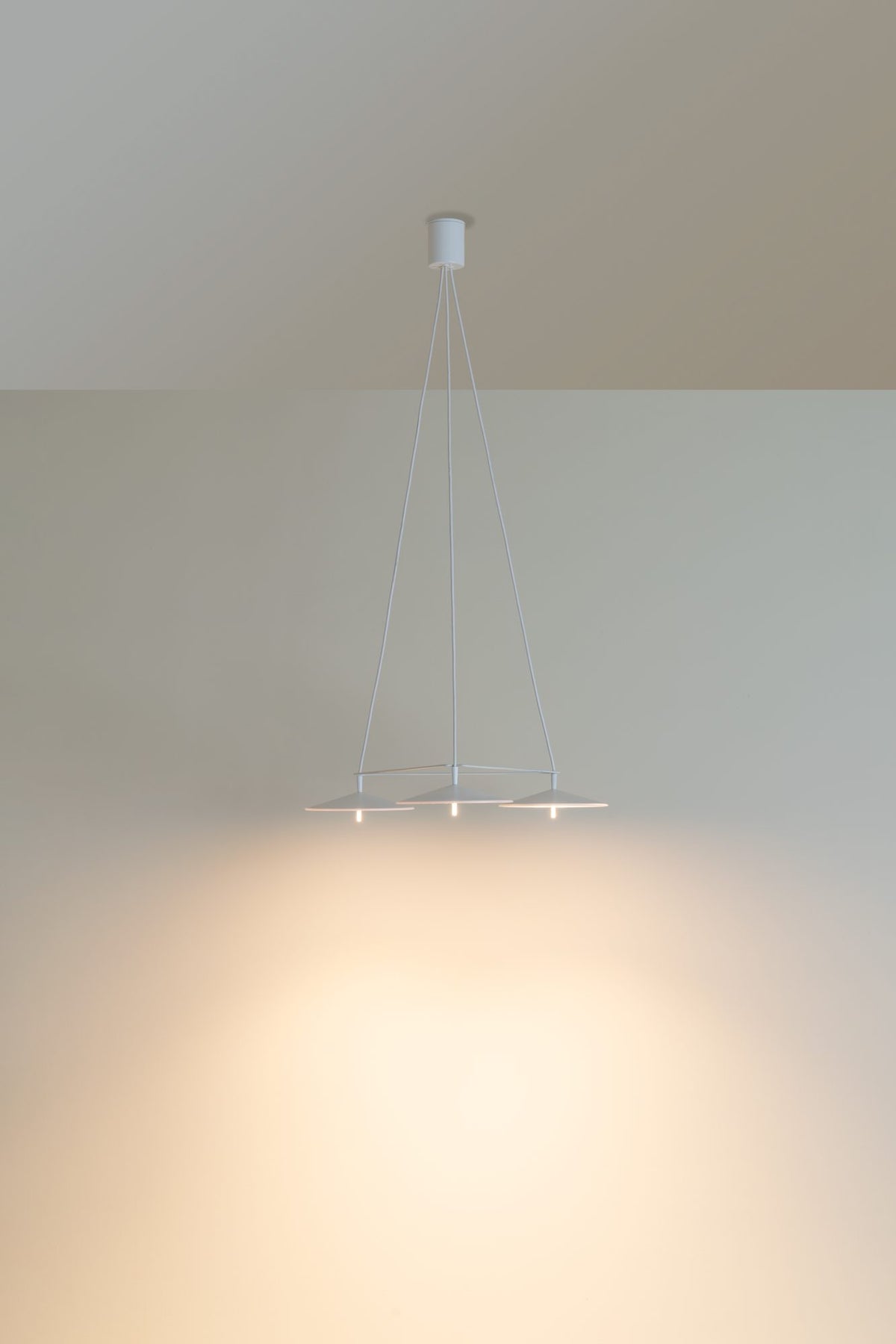 Lámpara colgante 20 cm – Milan Pla – cuerpo de aluminio inyectado y acero estampado, 4 acabados