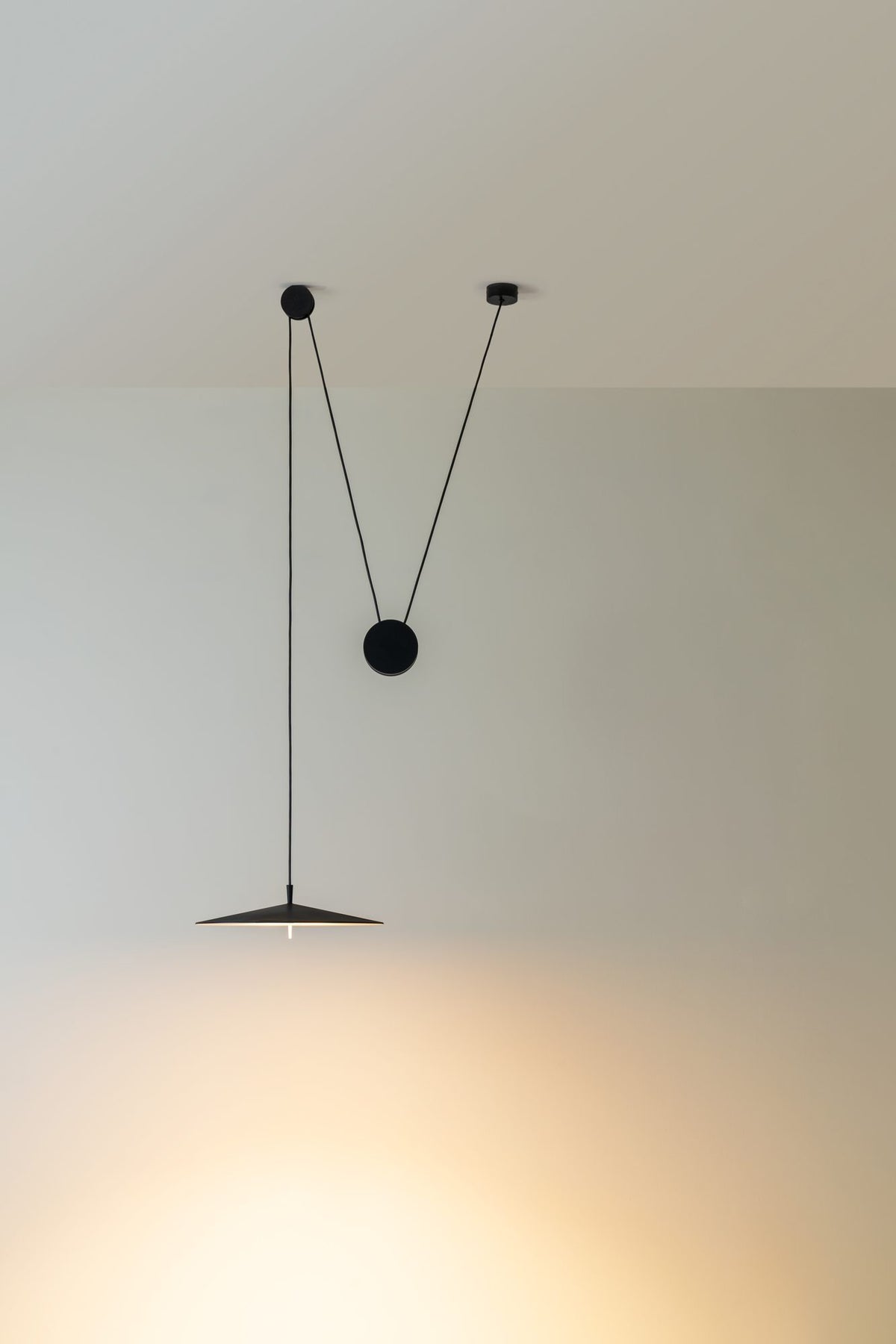 Lámpara colgante 40 cm – Milan Pla – cuerpo de acero estampado, 4 acabados