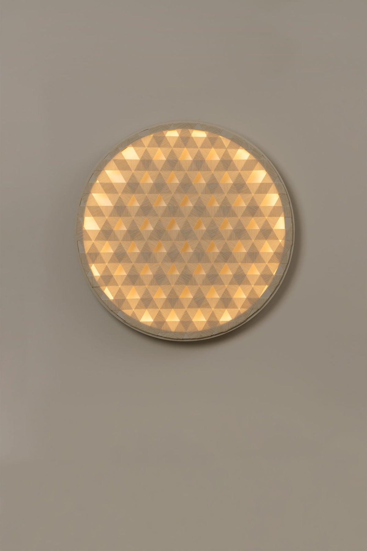 Aplique de pared – Milan Loom – aro de madera DM con tira LED integrada, acabado blanco