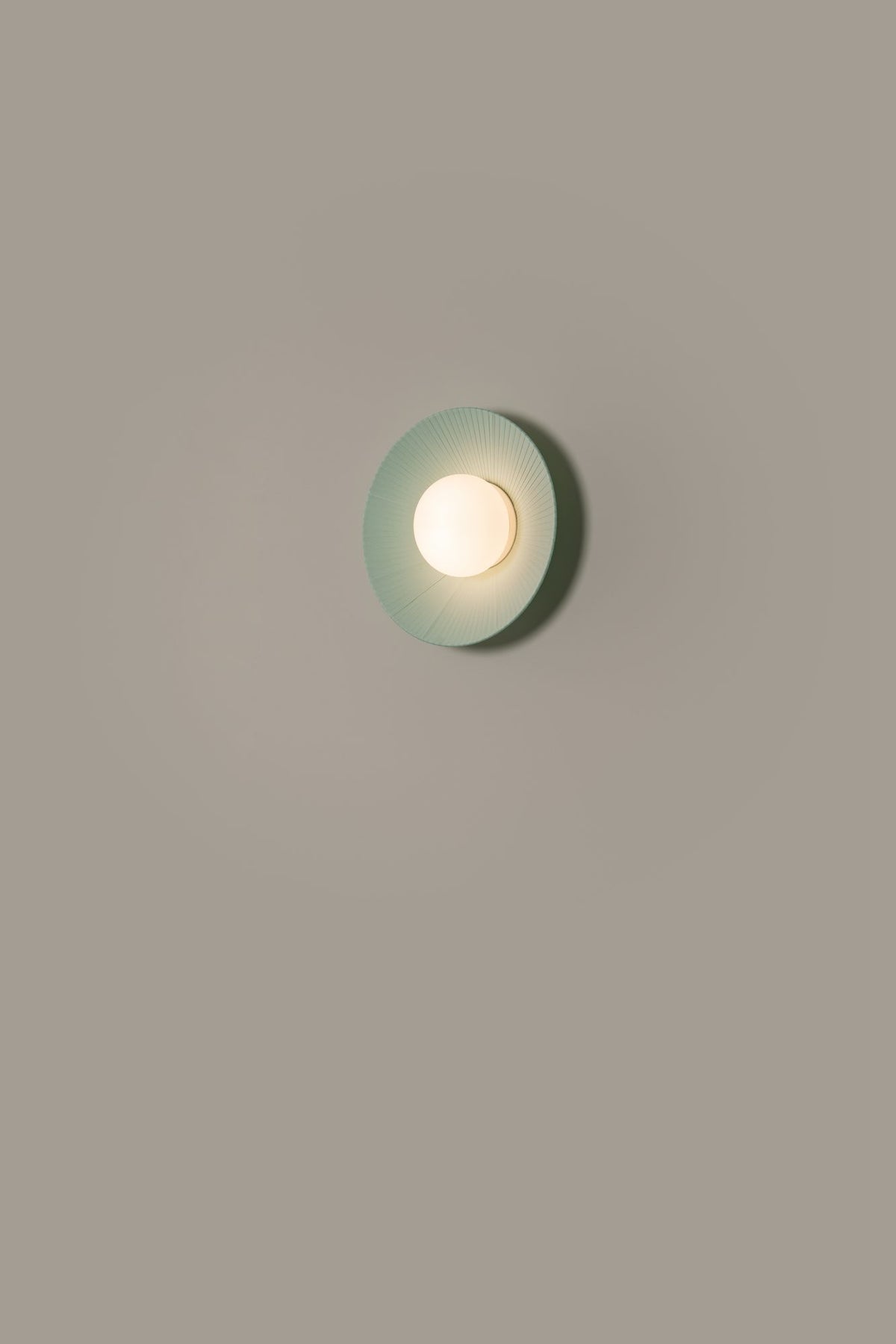 Aplique de pared – Milan Artic Circle – cuerpo de acero estampado, acabado blanco