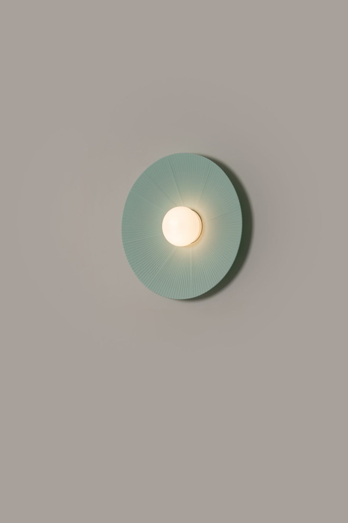 Aplique de pared – Milan Artic Circle – cuerpo de acero estampado, acabado blanco