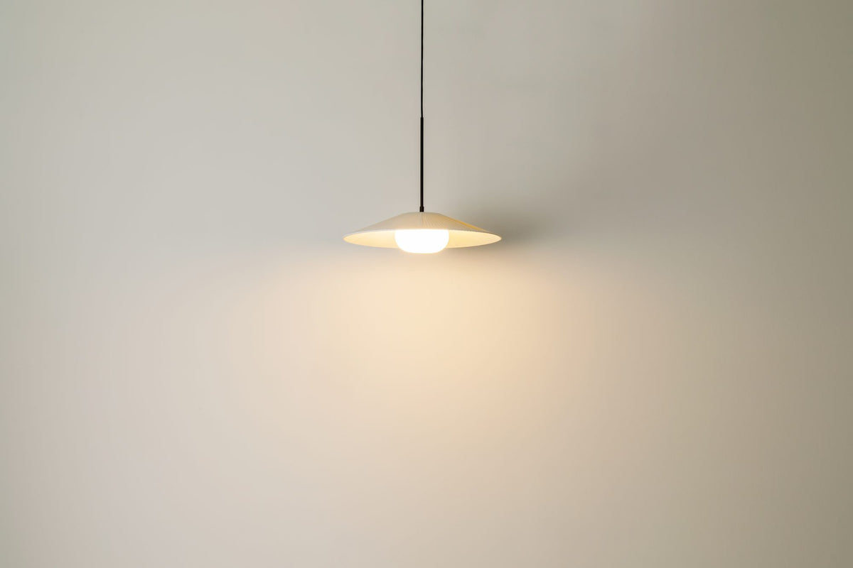 Lámpara colgante sin base – Milan Artic Circle – cuerpo de acero estampado, acabado negro